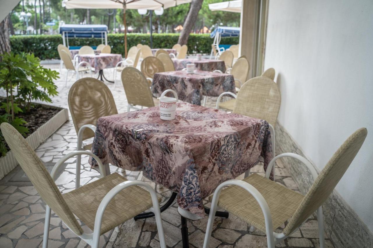 מילאנו מריטימה Hotel Sayonara מראה חיצוני תמונה