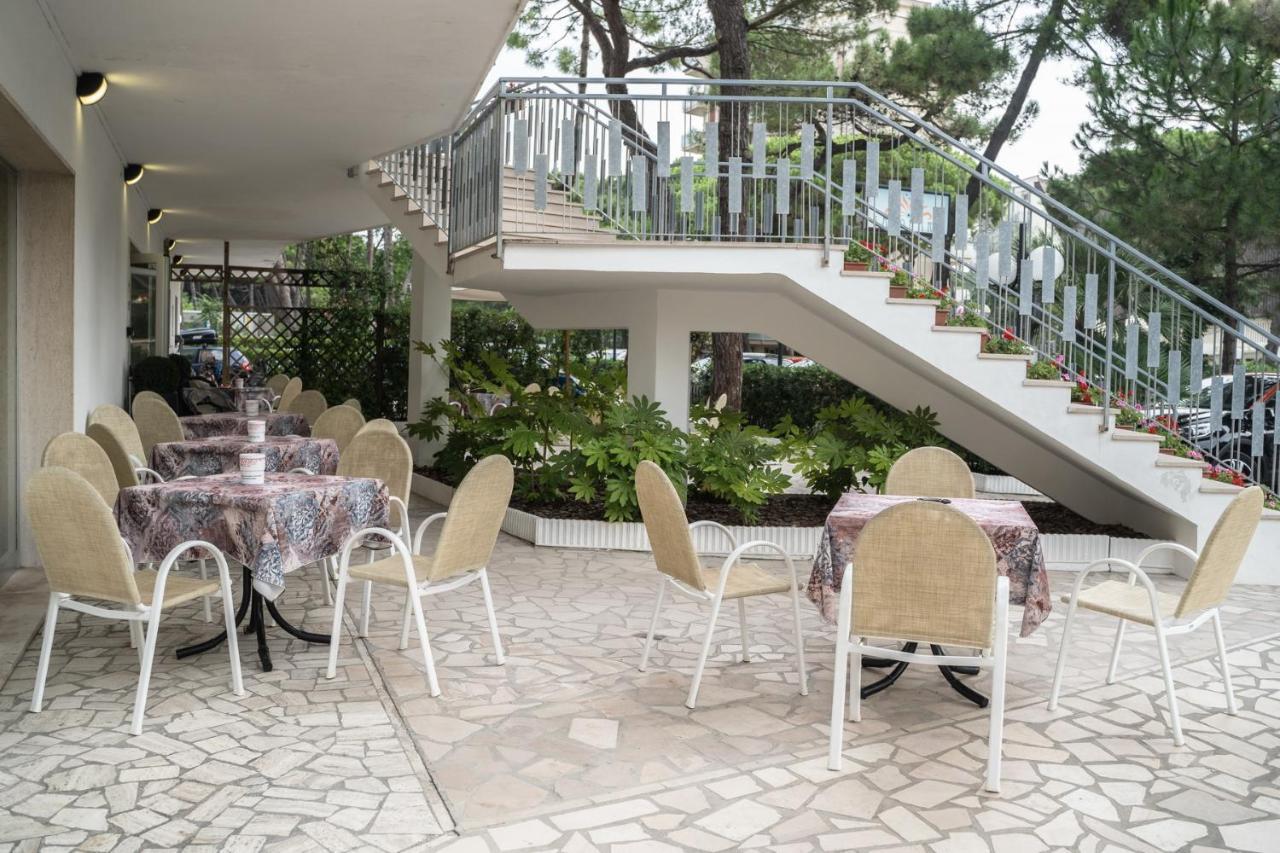 מילאנו מריטימה Hotel Sayonara מראה חיצוני תמונה