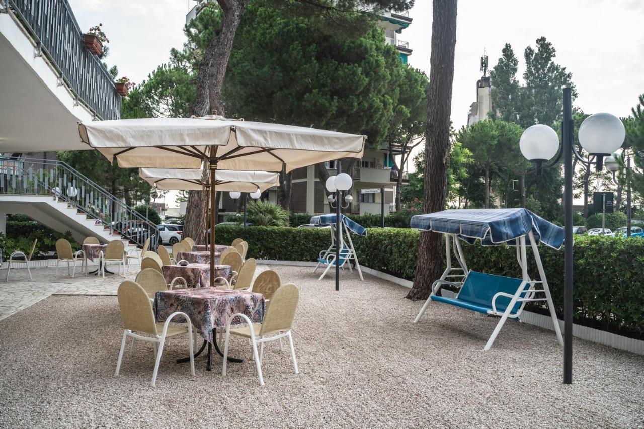 מילאנו מריטימה Hotel Sayonara מראה חיצוני תמונה