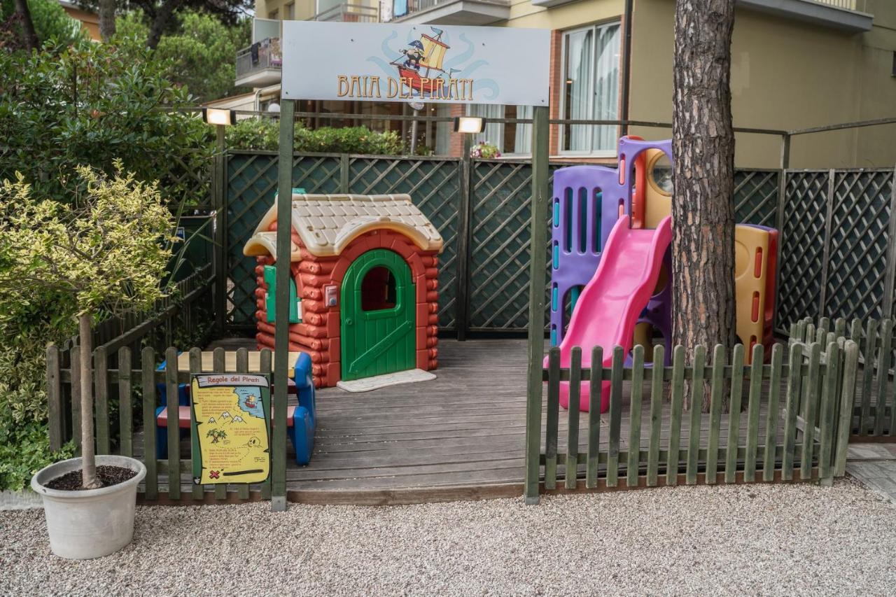 מילאנו מריטימה Hotel Sayonara מראה חיצוני תמונה