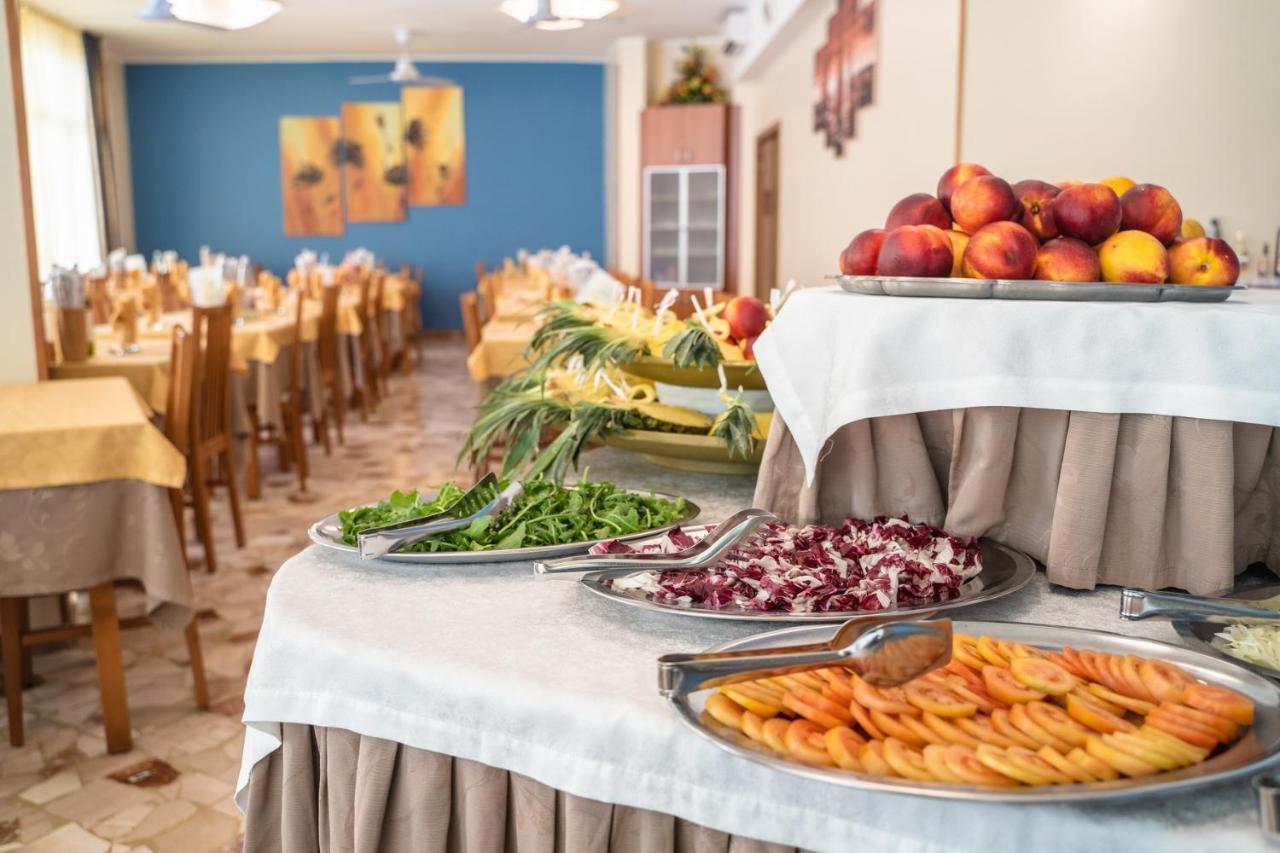 מילאנו מריטימה Hotel Sayonara מראה חיצוני תמונה
