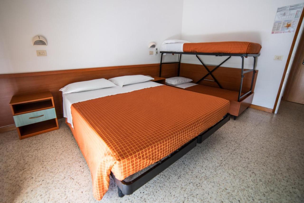 מילאנו מריטימה Hotel Sayonara מראה חיצוני תמונה