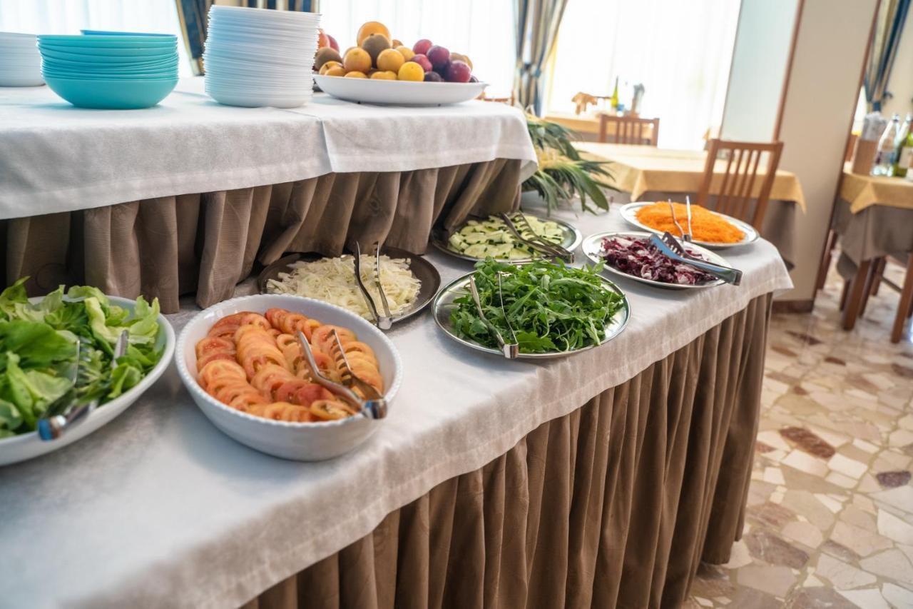 מילאנו מריטימה Hotel Sayonara מראה חיצוני תמונה