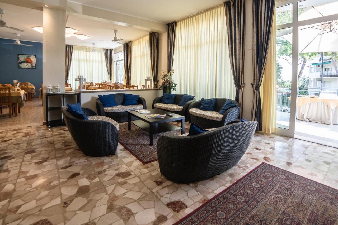מילאנו מריטימה Hotel Sayonara מראה חיצוני תמונה