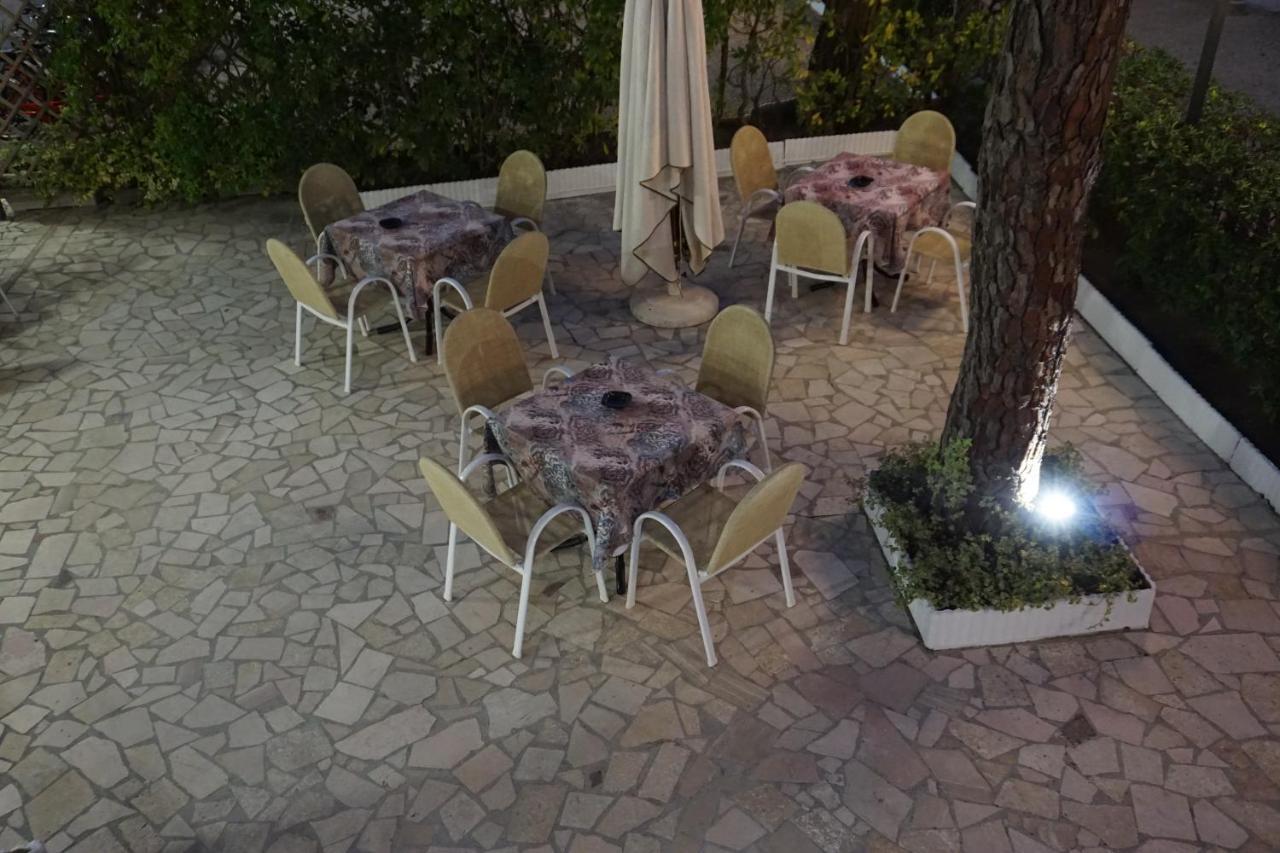 מילאנו מריטימה Hotel Sayonara מראה חיצוני תמונה