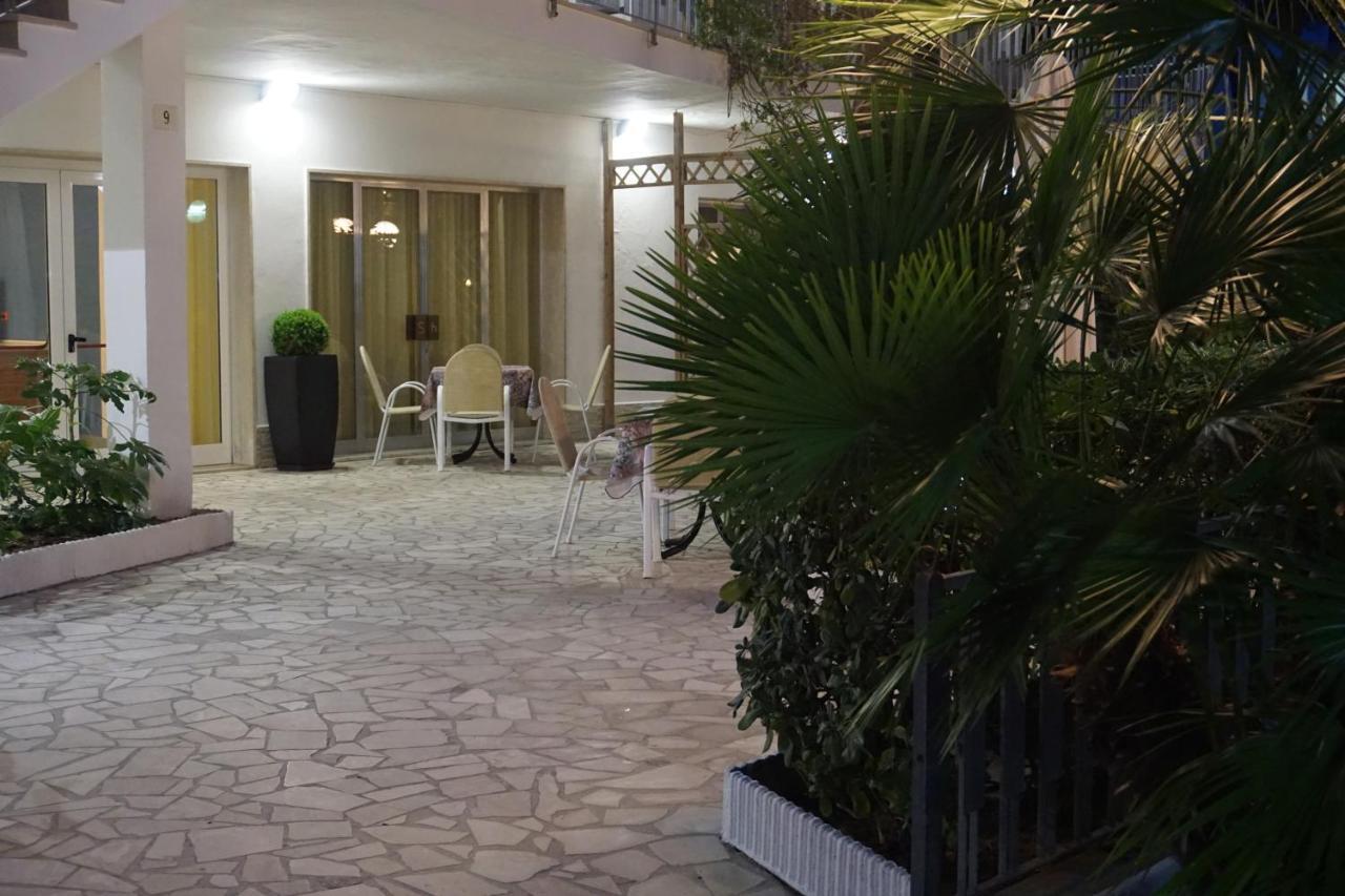 מילאנו מריטימה Hotel Sayonara מראה חיצוני תמונה